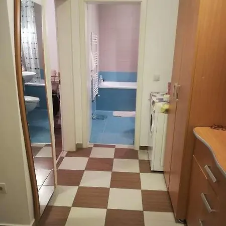 Апартаменти Cozy Avantgarden 3 *